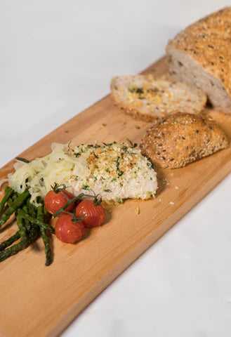 Kabeljauw haas met Panko korst uit de oven met asperge puntjes en gepoft mini pomodori tomaten