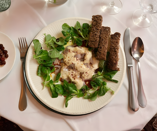 Ceviche van Dorade met Sesam–Tahinsaus