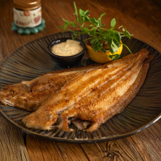 Krokant gebakken sliptong met citroen & remouladesaus