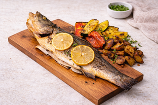 Zeebaars van de BBQ met Citroen, Kruiden & Lichte Rooksmaak